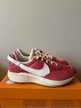 Nike Waffle Debut Vintage Adobe Pink DX2931-600 Women’s Size 9.5